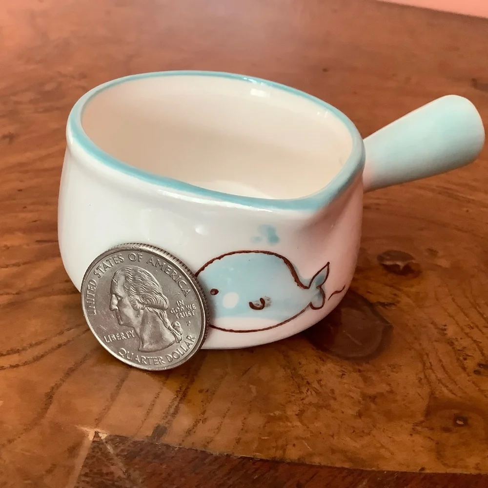 Ceramic Miniature Individual Milk Creamers Syrup 2oz Whale Light Blue Handle